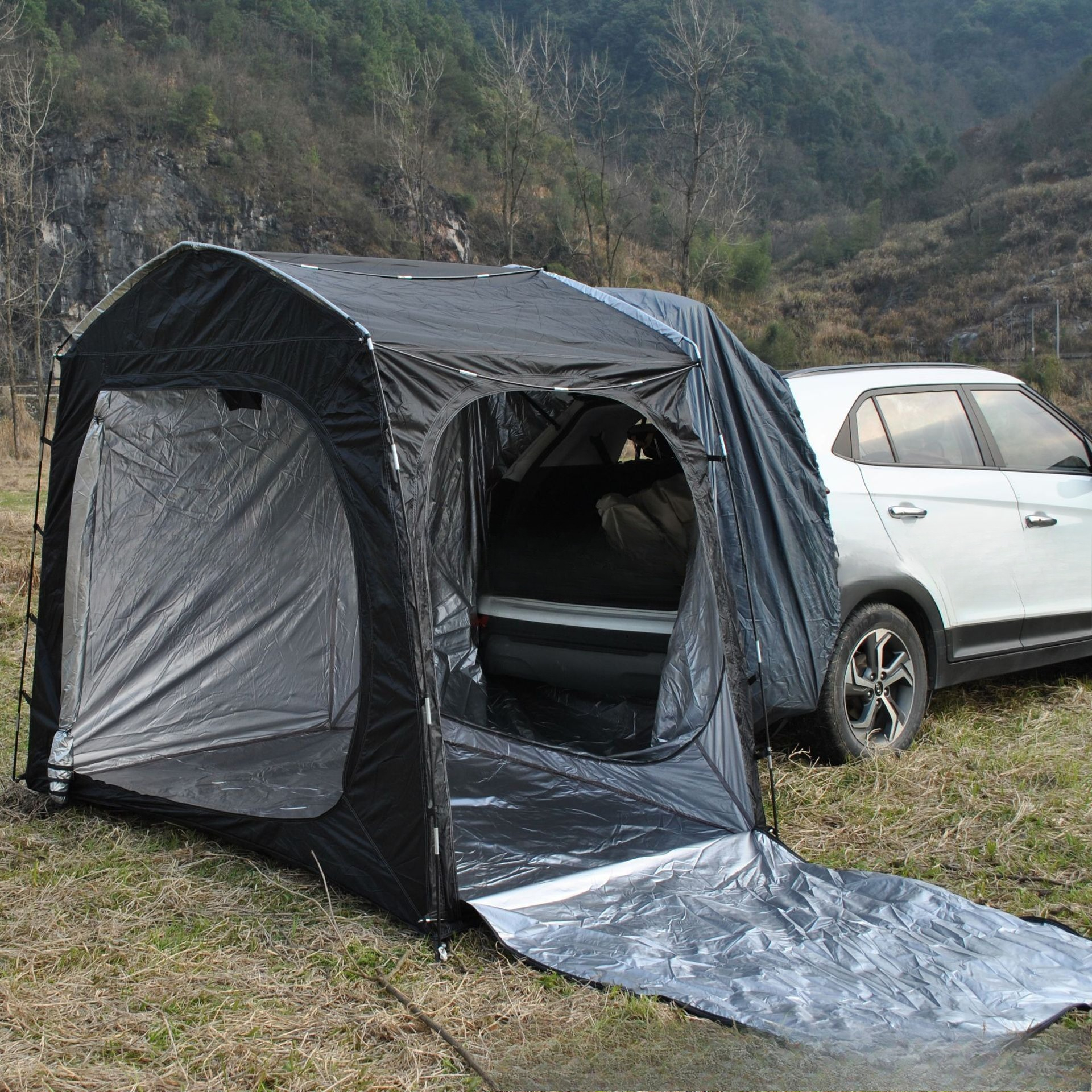 Easy to store full-model rear  - Emergency Mylar Tent avaliação e preço